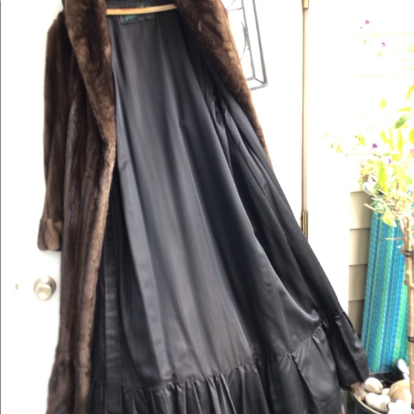 Mahogany ankle length mink coat. - Picture 3 of 3